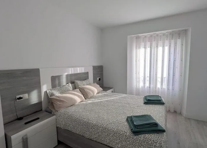 Spacious And Bright Downtown In アパート ビルバオ