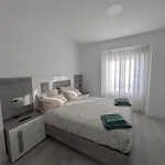 Spacious And Bright Downtown In Apartmán Bilbao